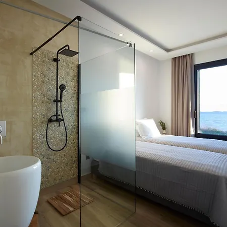 Sereno Natu In スキロス